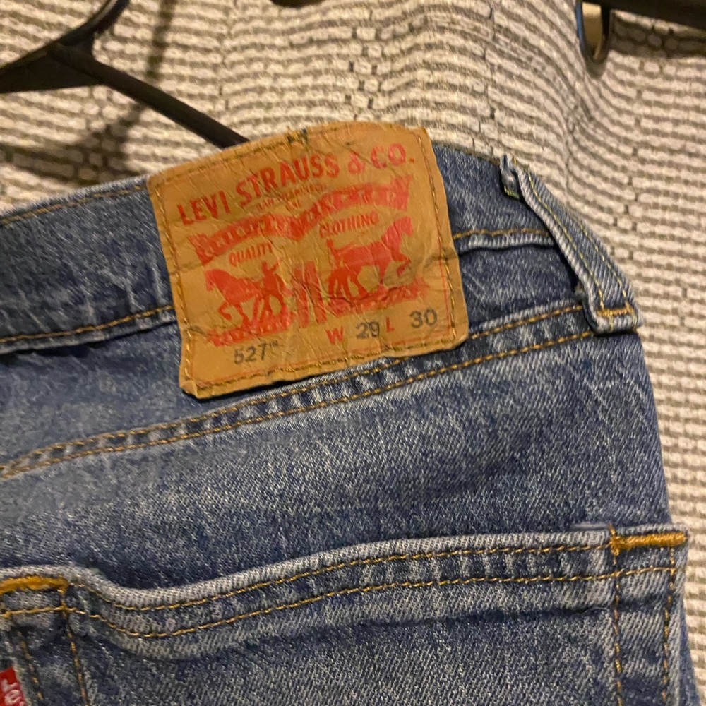 Levi’s - Picture 3 of 3